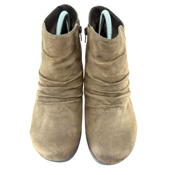 B.O.C Born Concepts Slouch Ankle Boots Size 9 Blanche Brown Buckle Zip Cozy GUC - Picture 12 of 15